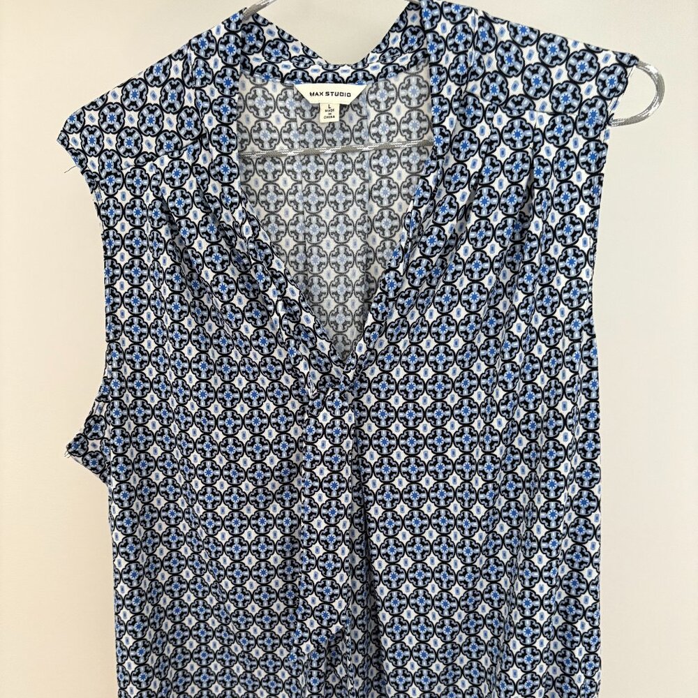 MAX STUDIO Sleeveless Blouse